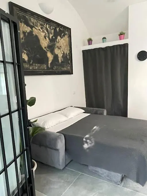H 3 Splendido Bilocale Mm 3 Apartment San Donato Milanese Italy